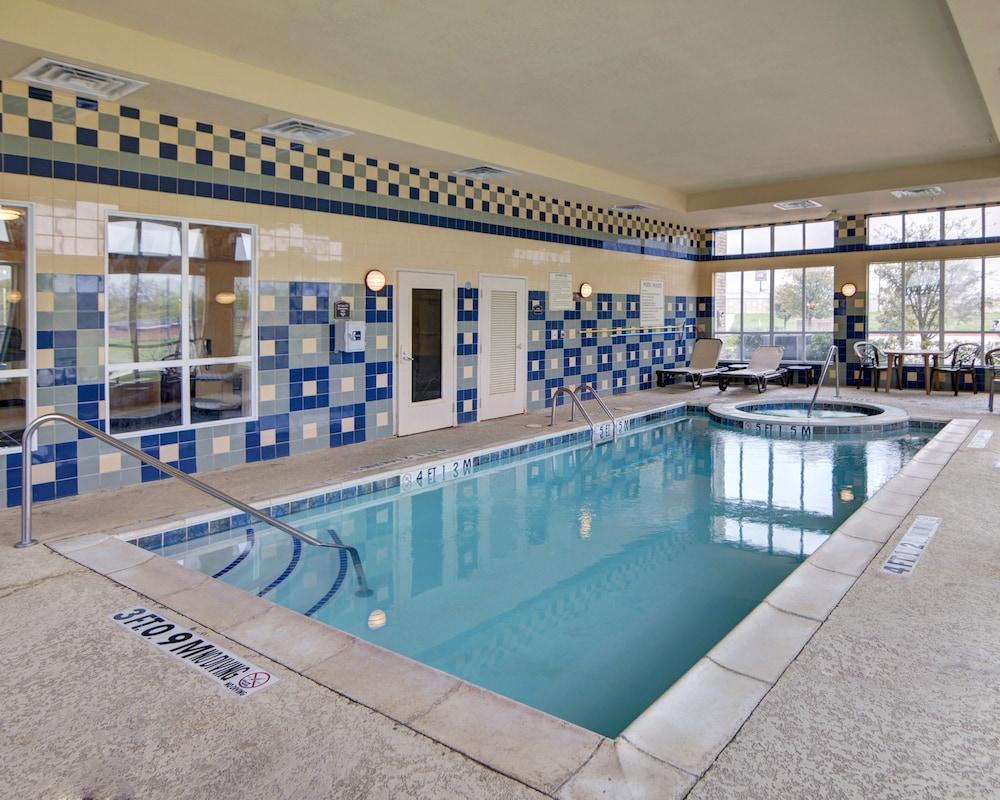Comfort Inn & Suites Near Lake Lewisville Corinth Dış mekan fotoğraf