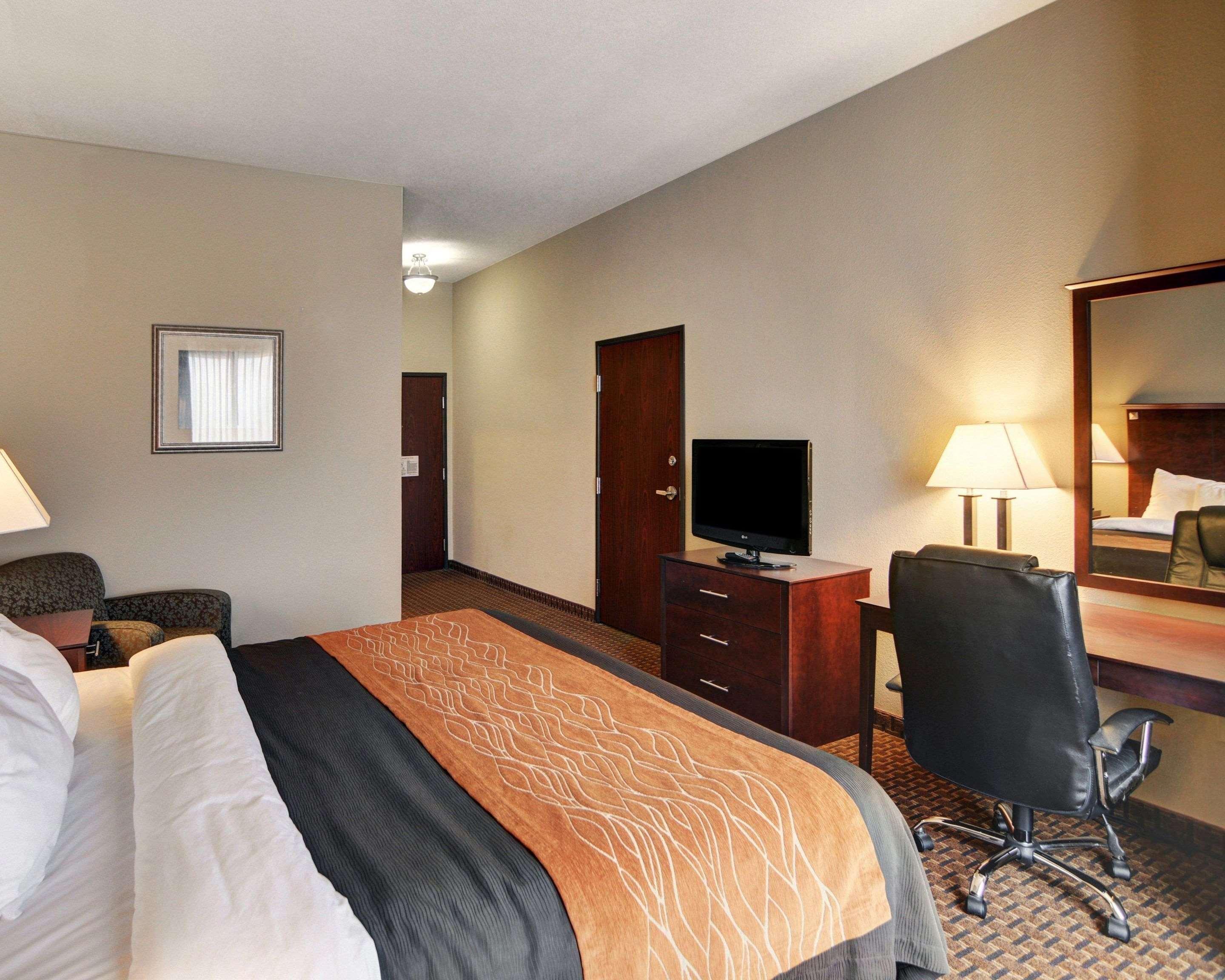 Comfort Inn & Suites Near Lake Lewisville Corinth Dış mekan fotoğraf