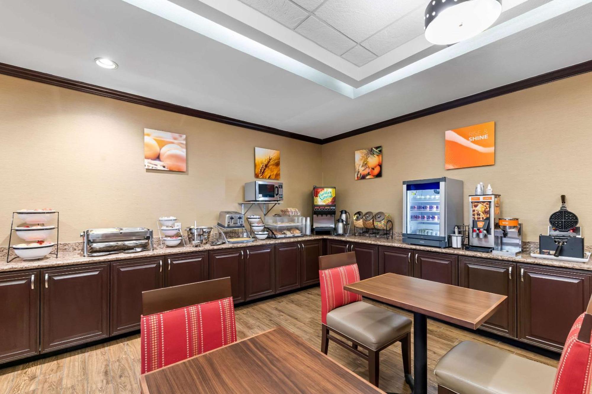 Comfort Inn & Suites Near Lake Lewisville Corinth Dış mekan fotoğraf