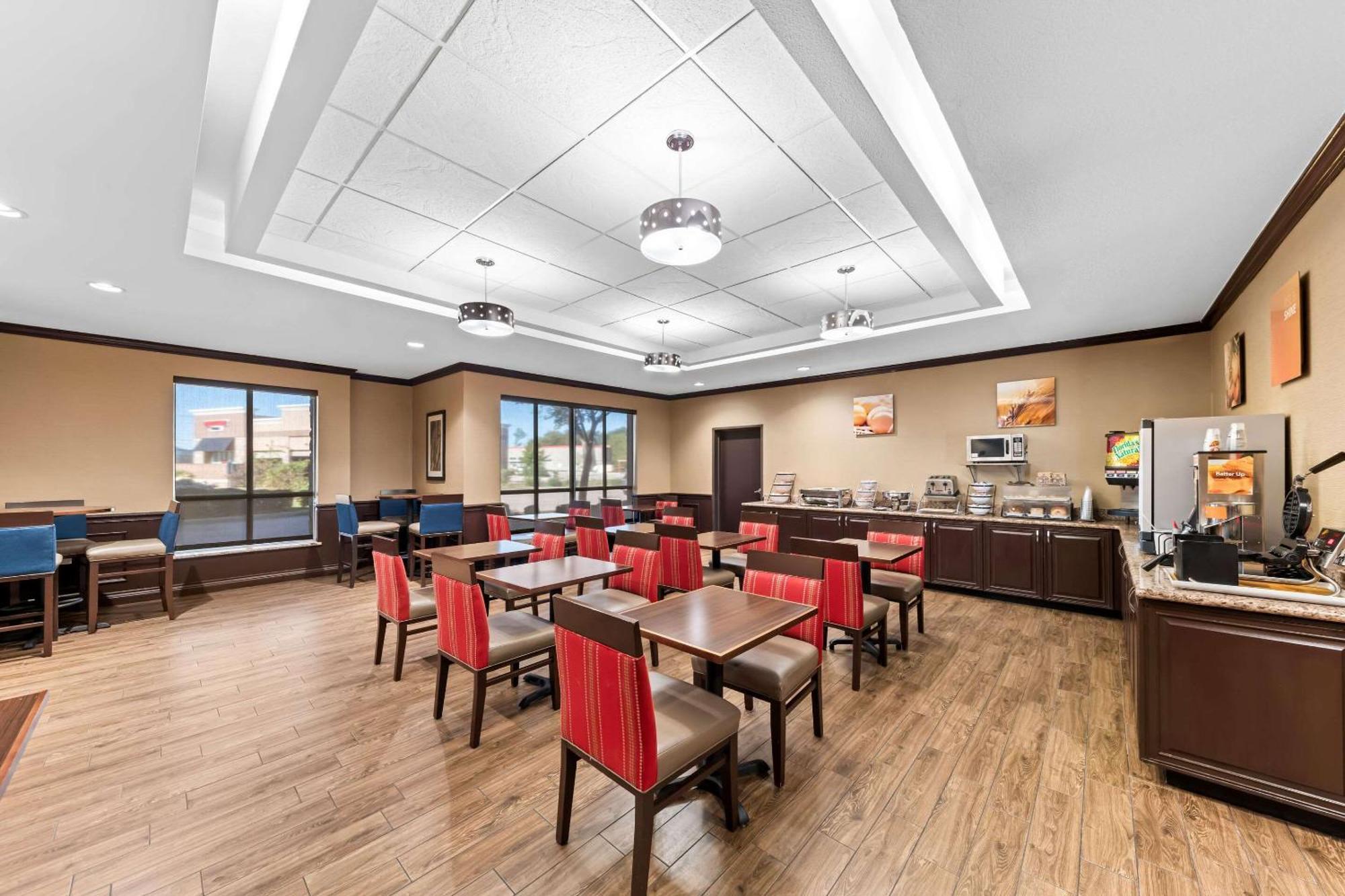 Comfort Inn & Suites Near Lake Lewisville Corinth Dış mekan fotoğraf