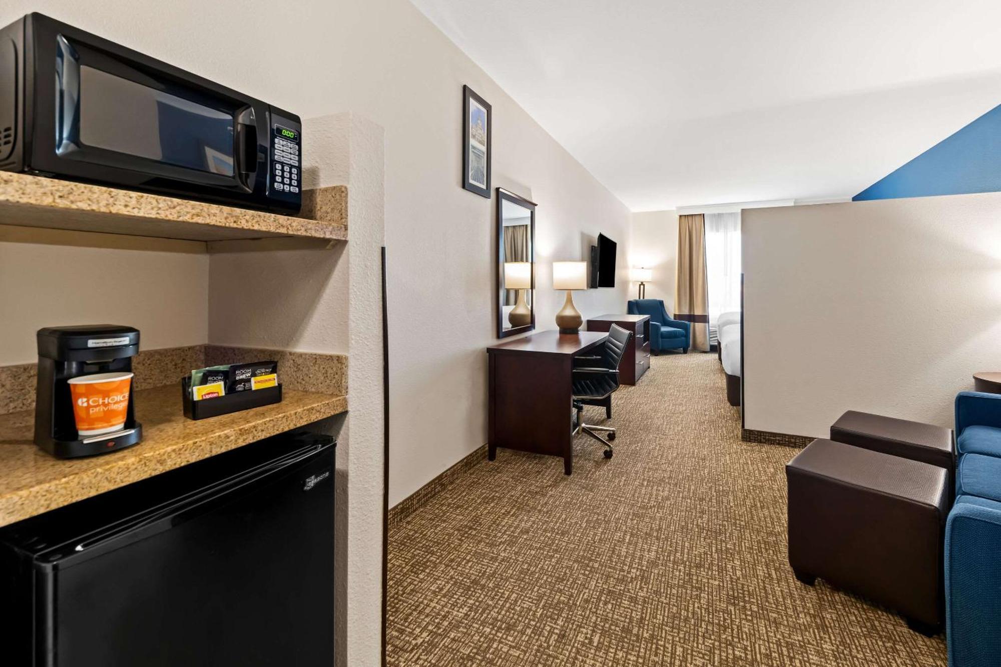 Comfort Inn & Suites Near Lake Lewisville Corinth Dış mekan fotoğraf