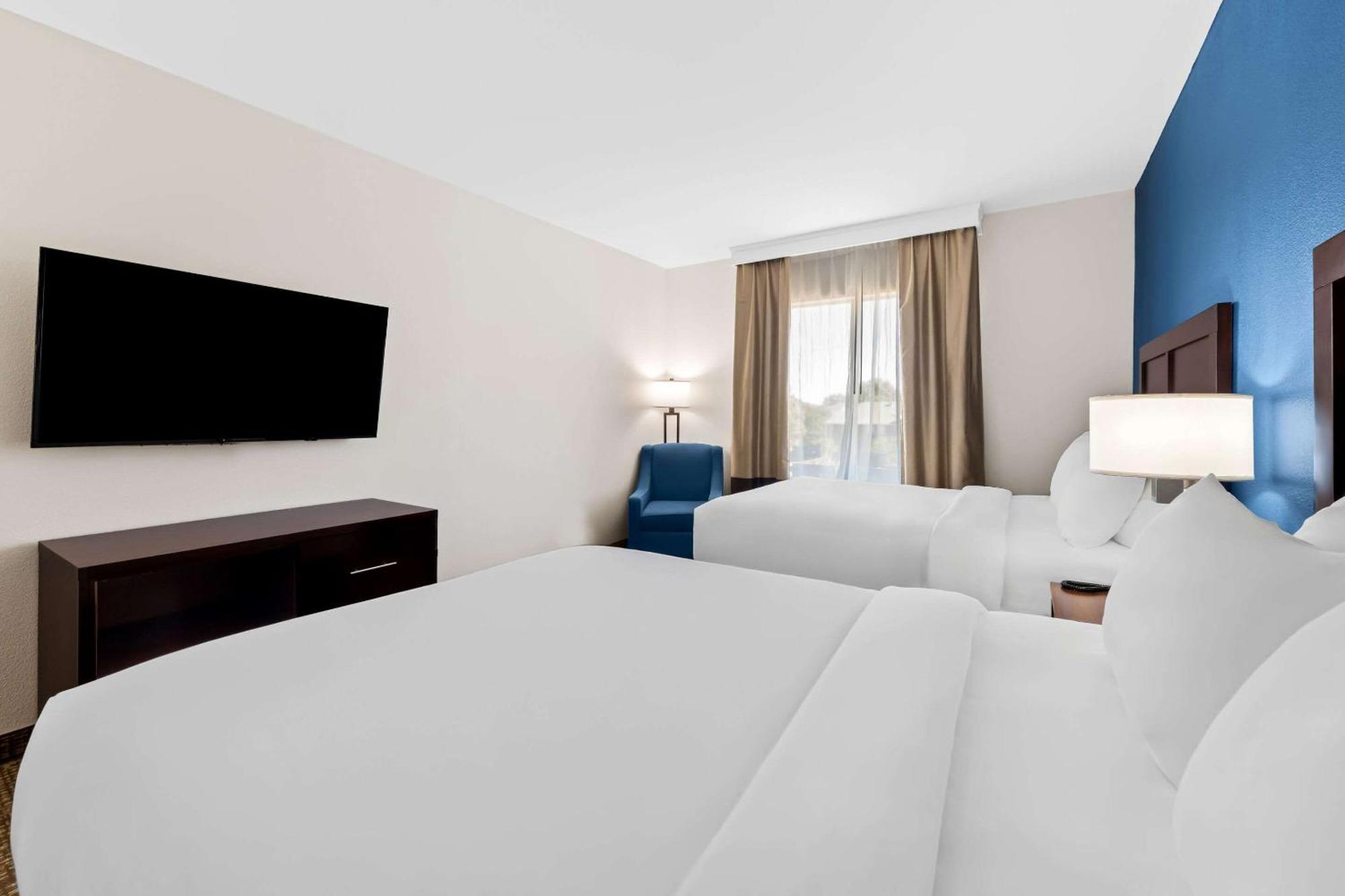 Comfort Inn & Suites Near Lake Lewisville Corinth Dış mekan fotoğraf